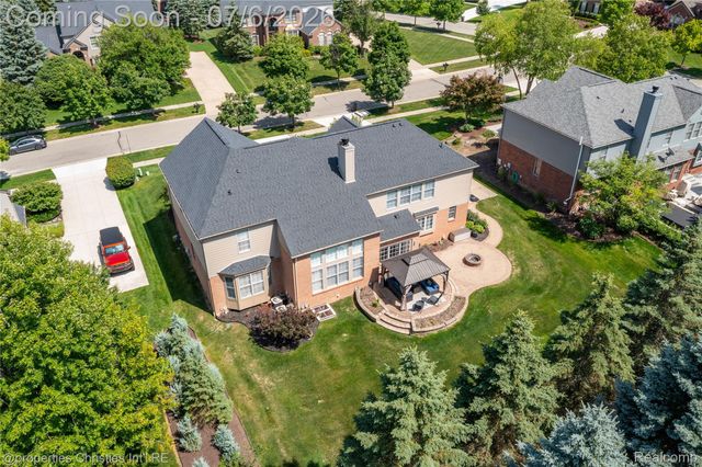 16223 Oak Forest Court, Northville Township, MI 48168