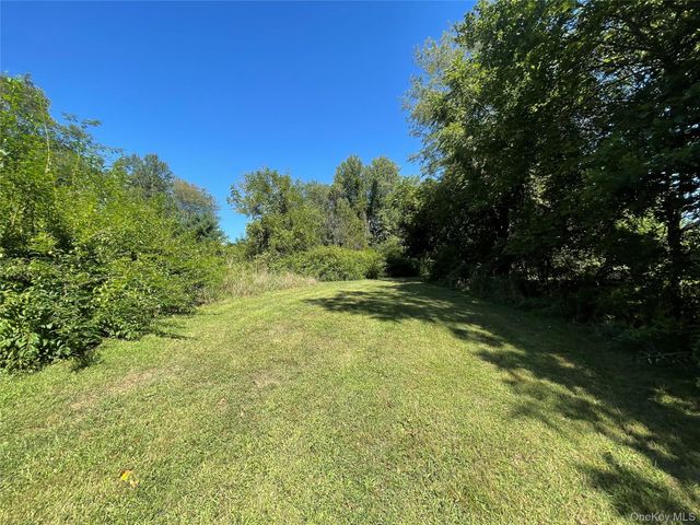 2416 State Route 300, Wallkill, NY 12589