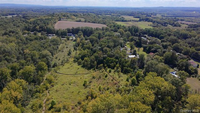 2416 State Route 300, Wallkill, NY 12589