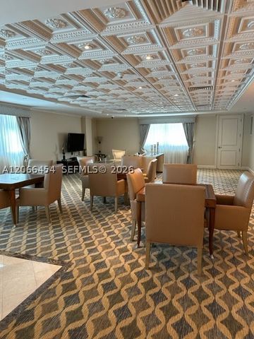 2110 N Ocean Blvd 8A, Fort Lauderdale, FL 33305
