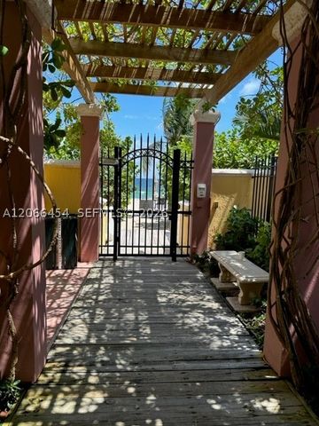 2110 N Ocean Blvd 8A, Fort Lauderdale, FL 33305