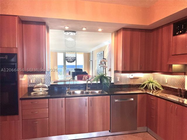 2110 N Ocean Blvd 8A, Fort Lauderdale, FL 33305