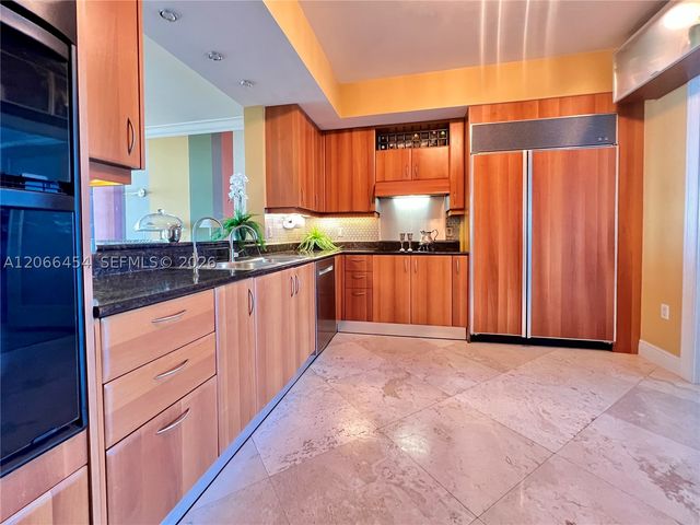 2110 N Ocean Blvd 8A, Fort Lauderdale, FL 33305
