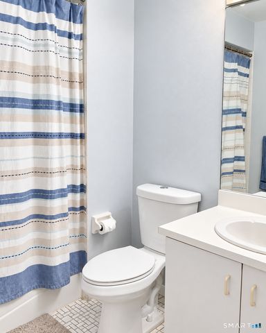15 First Street 4, Stamford, CT 06905