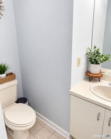 15 First Street 4, Stamford, CT 06905
