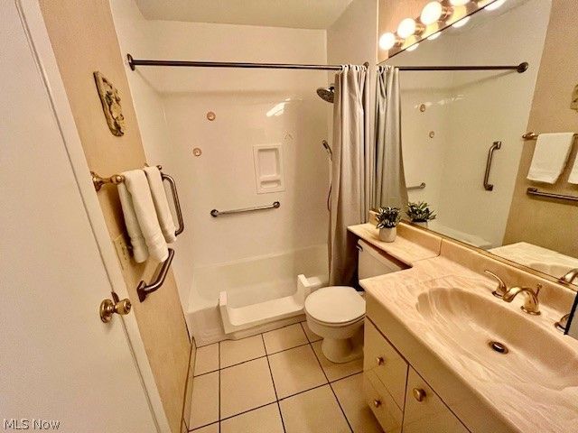 1992 Edenhall Drive, Lyndhurst, OH 44124