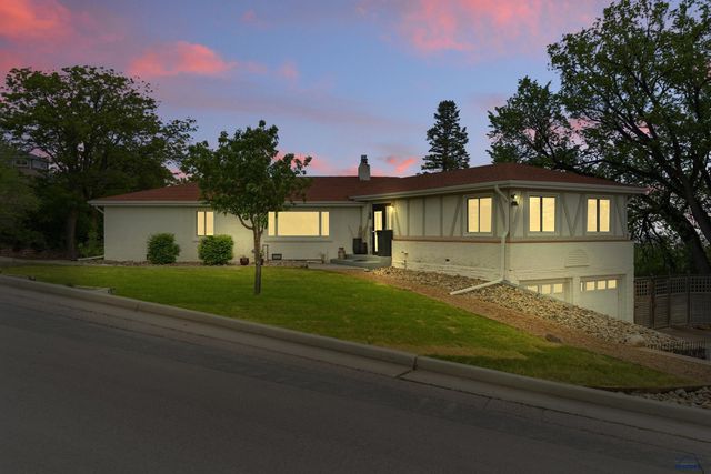 1102 FLORMANN, Rapid City, SD 57701