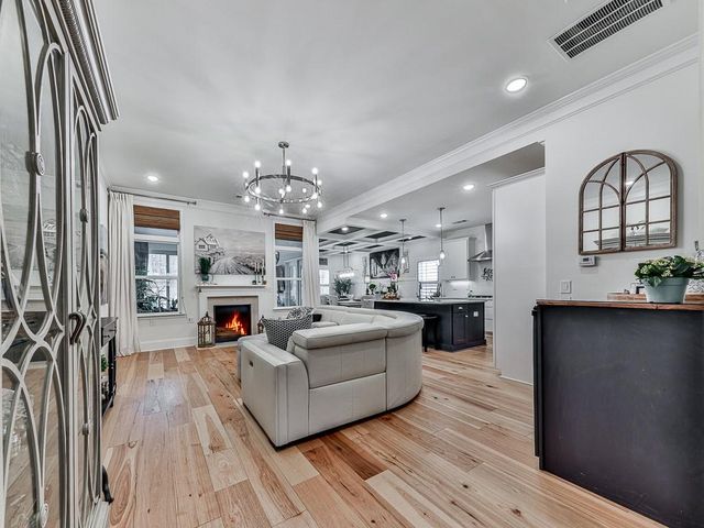 1008 Cooks Farm Way, Woodstock, GA 30189