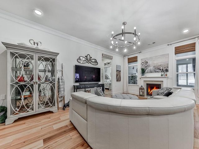 1008 Cooks Farm Way, Woodstock, GA 30189