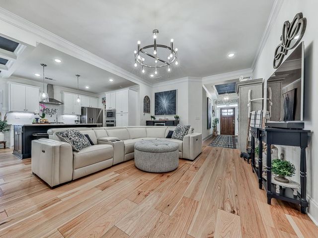 1008 Cooks Farm Way, Woodstock, GA 30189