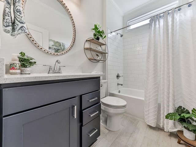 1008 Cooks Farm Way, Woodstock, GA 30189