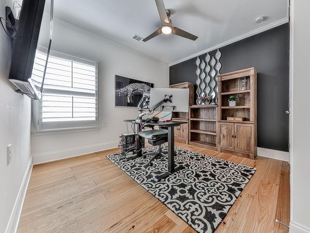 1008 Cooks Farm Way, Woodstock, GA 30189