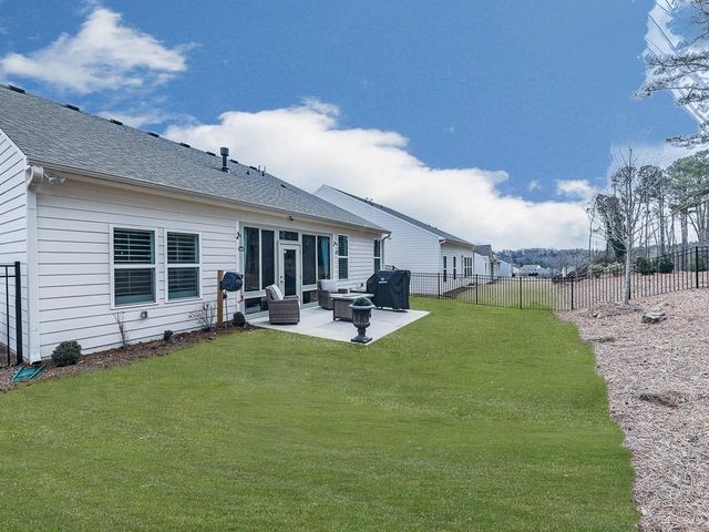 1008 Cooks Farm Way, Woodstock, GA 30189