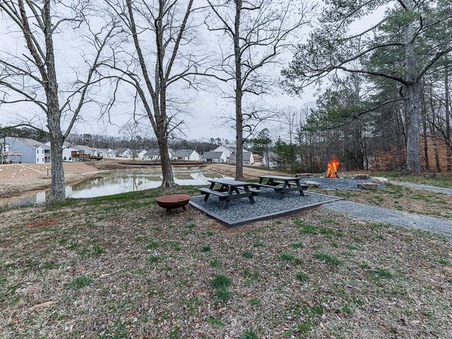 1008 Cooks Farm Way, Woodstock, GA 30189