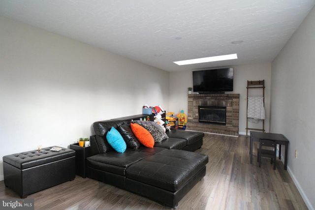 2582 ABBY LN, Dover, PA 17315