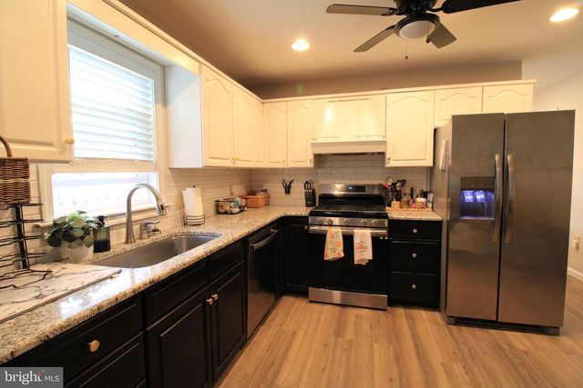 2582 ABBY LN, Dover, PA 17315