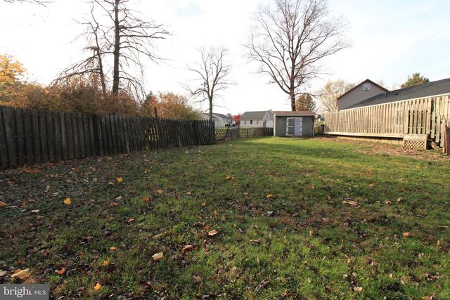 2582 ABBY LN, Dover, PA 17315