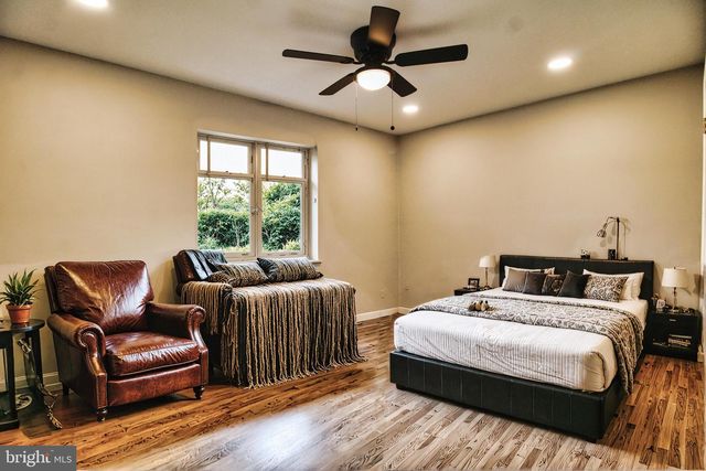 2582 ABBY LN, Dover, PA 17315