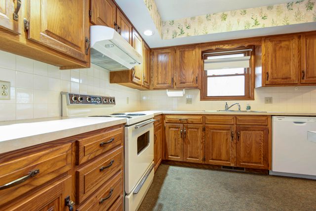 3311 S Benton Avenue, Springfield, MO 65807