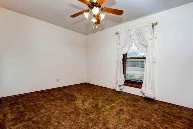 3311 S Benton Avenue, Springfield, MO 65807