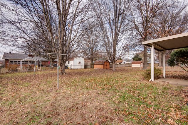 3311 S Benton Avenue, Springfield, MO 65807