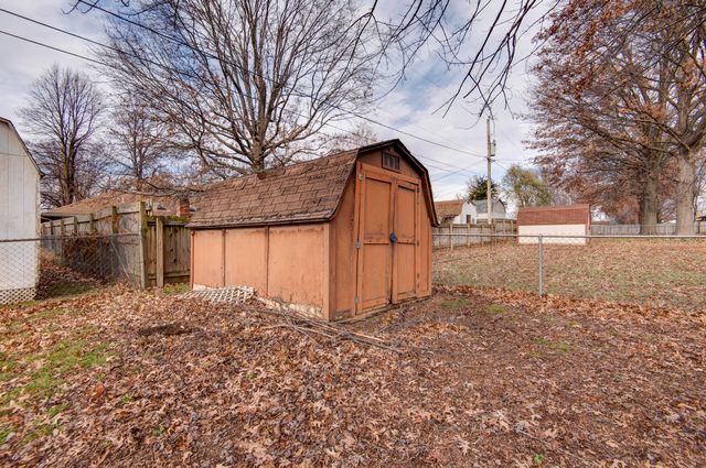 3311 S Benton Avenue, Springfield, MO 65807