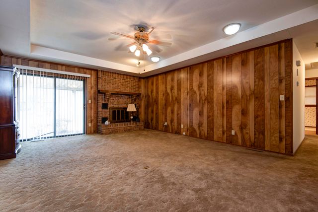 3311 S Benton Avenue, Springfield, MO 65807