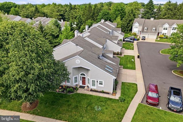 7100 UNION CT, North Wales, PA 19454