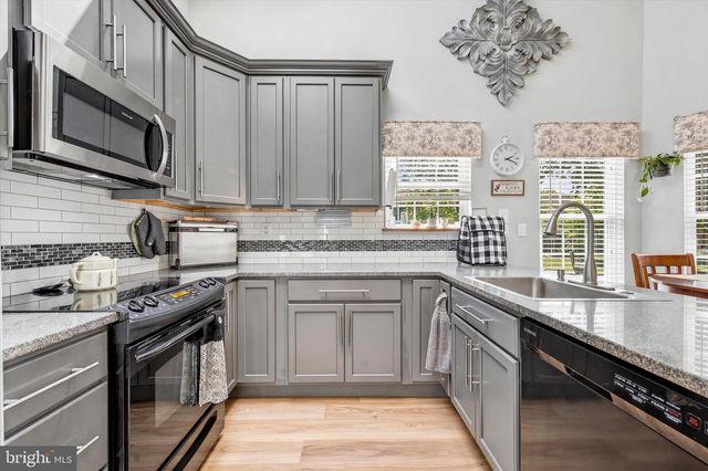 7100 UNION CT, North Wales, PA 19454