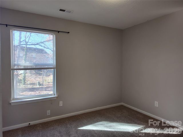 10000 Dunfries Road, Matthews, NC 28105