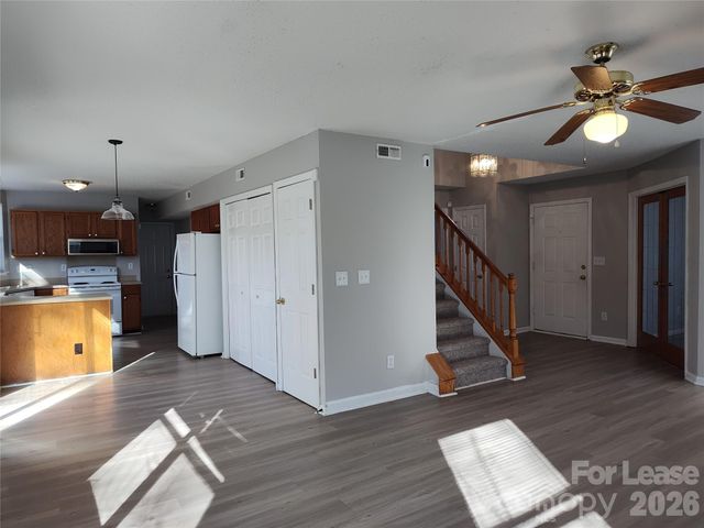 10000 Dunfries Road, Matthews, NC 28105