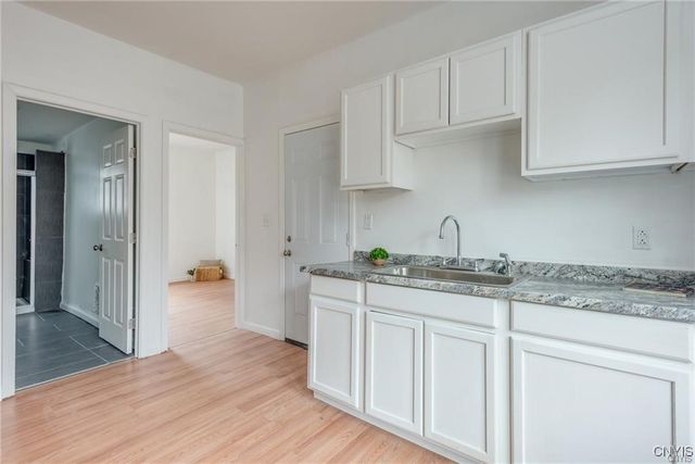 317 Marguerite Avenue 19, Syracuse, NY 13207