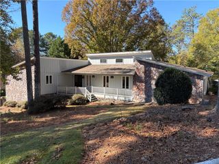 1040 Wordsworth Drive, Roswell, GA 30075