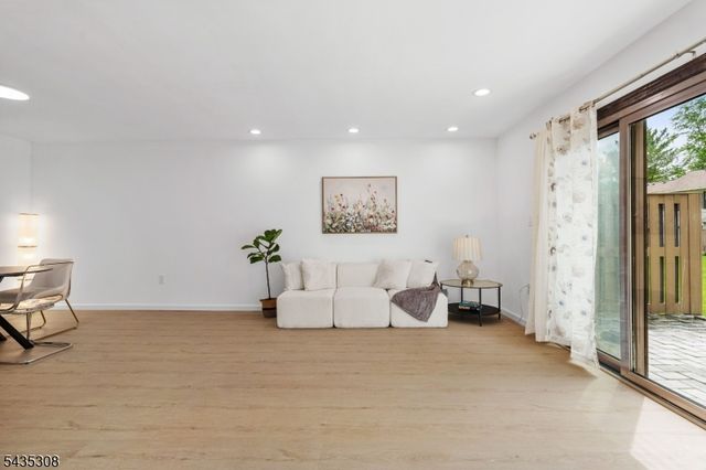 309 English Place, Bernards Twp., NJ 07920