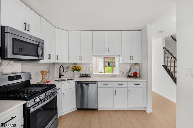 309 English Place, Bernards Twp., NJ 07920