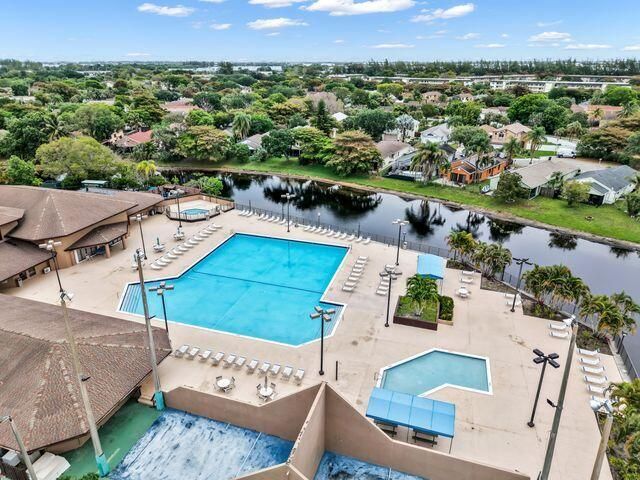 3761 NW 21 Street, Coconut Creek, FL 33066