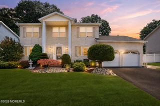 11 Bronia Street, Howell, NJ 07731