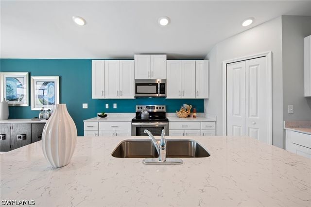 4204 Villa Rapallo WAY, North Fort Myers, FL 33917