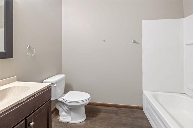 279 Victoria Drive, Lake Charles, LA 70611