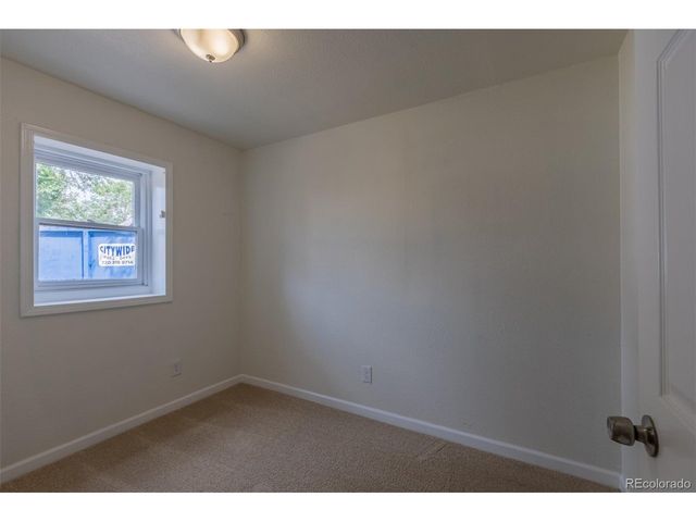 5805 Poplar St, Commerce City, CO 80022