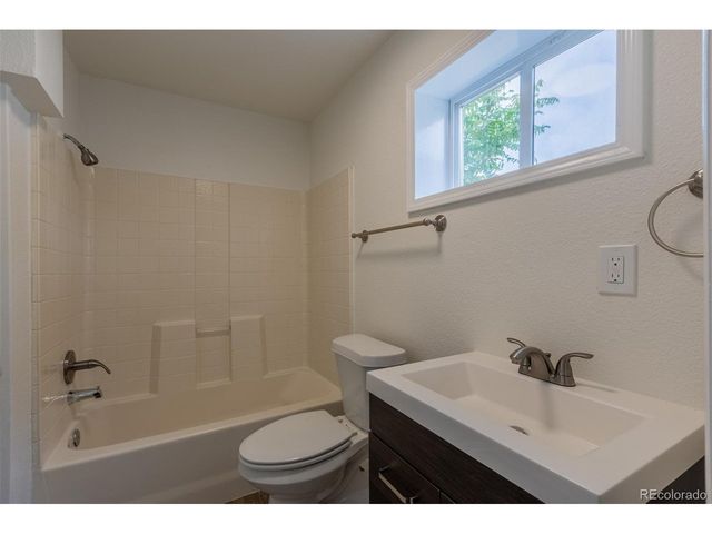 5805 Poplar St, Commerce City, CO 80022