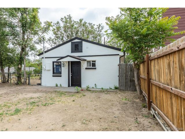 5805 Poplar St, Commerce City, CO 80022