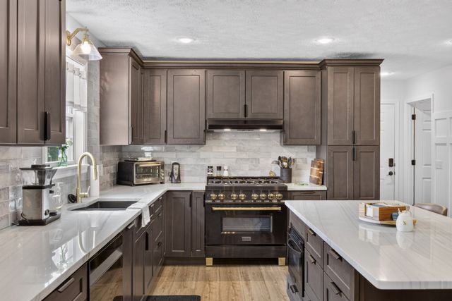 2977 West Haven Dr, Cookeville, TN 38501