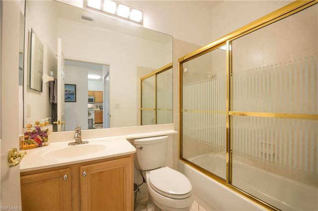 3964 Bishopwood CT E 1-202, Naples, FL 34114