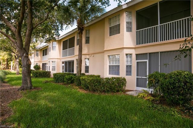 3964 Bishopwood CT E 1-202, Naples, FL 34114