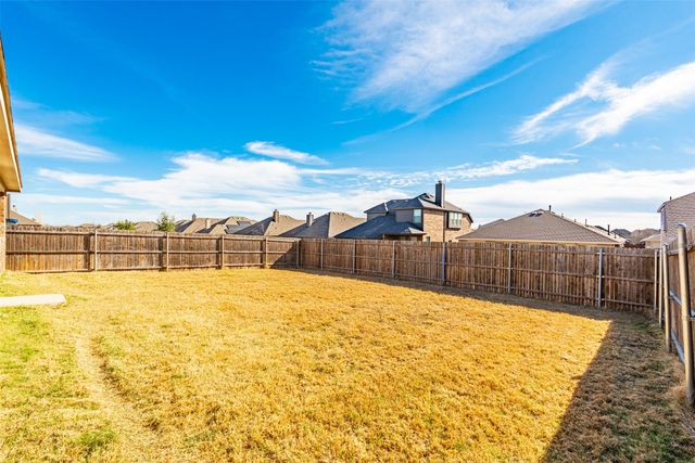 4513 Pentridge Drive, Fort Worth, TX 76036