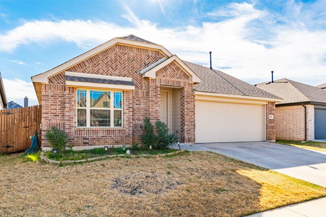 4513 Pentridge Drive, Fort Worth, TX 76036