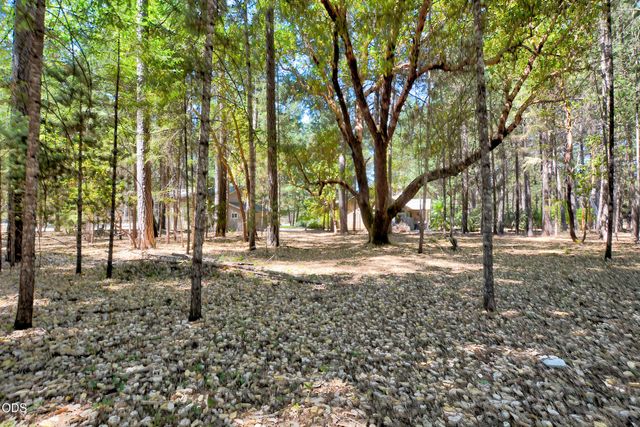 188 Verde Lane, Merlin, OR 97532