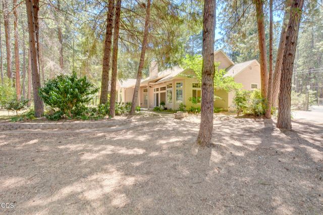 188 Verde Lane, Merlin, OR 97532