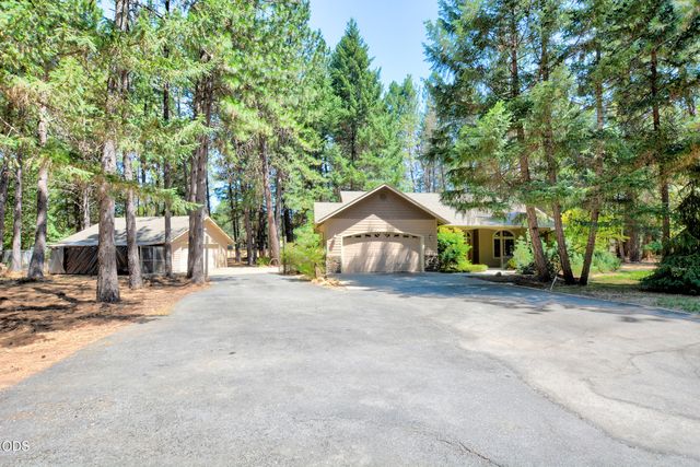 188 Verde Lane, Merlin, OR 97532